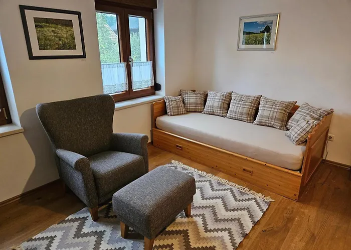 Schindler Apartmán